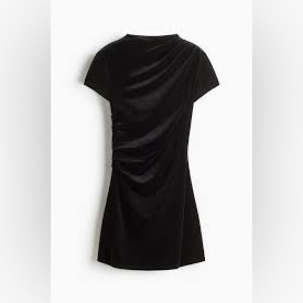 H&M | Black Velvet Mini Dress Size M NWOT - Picture 2 of 5